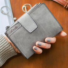 Load image into Gallery viewer, Small Female Purse